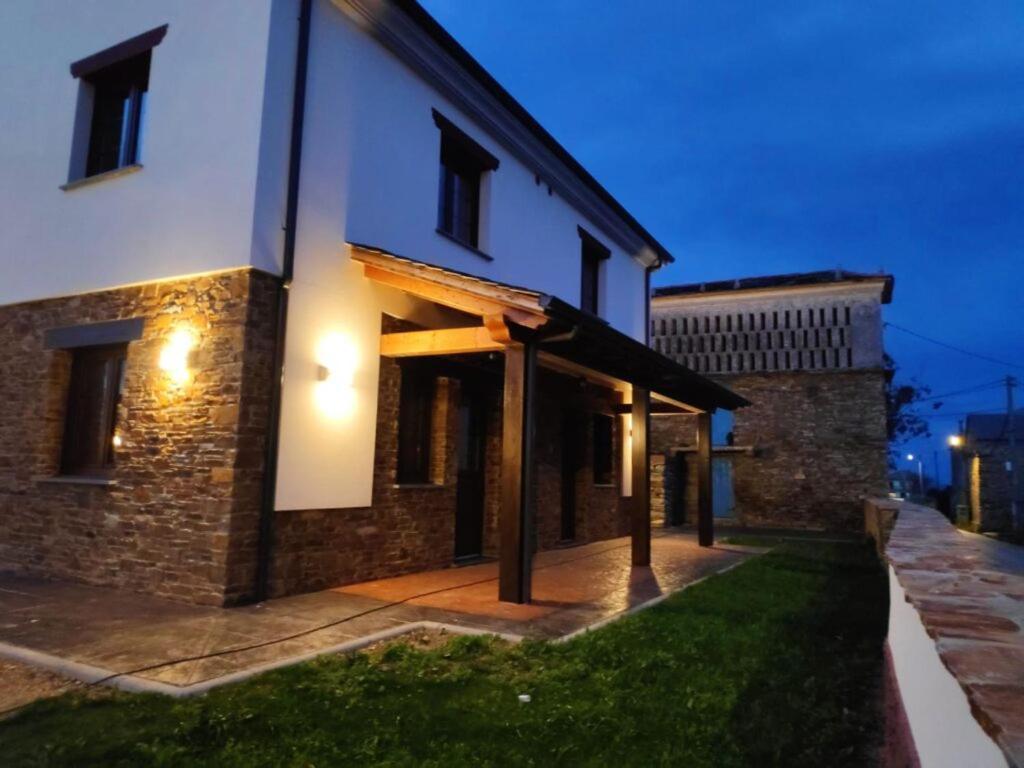Apartamentos Rurales Lola Penarronda Кастропол Екстериор снимка