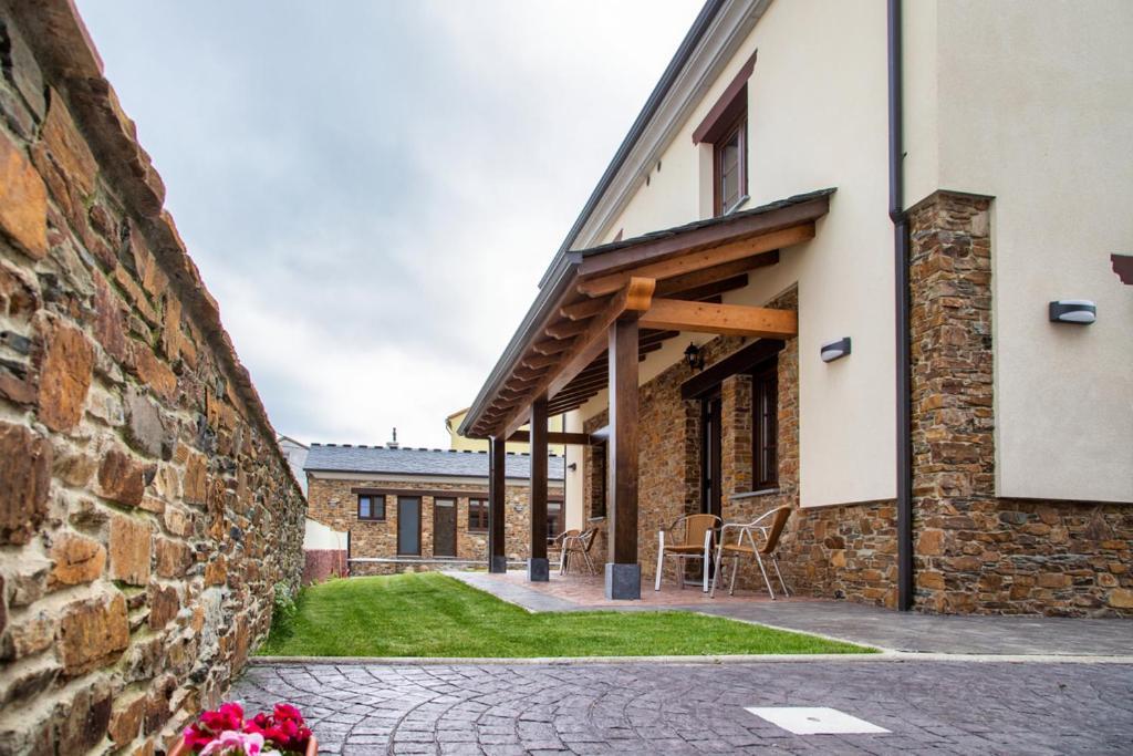 Apartamentos Rurales Lola Penarronda Кастропол Екстериор снимка