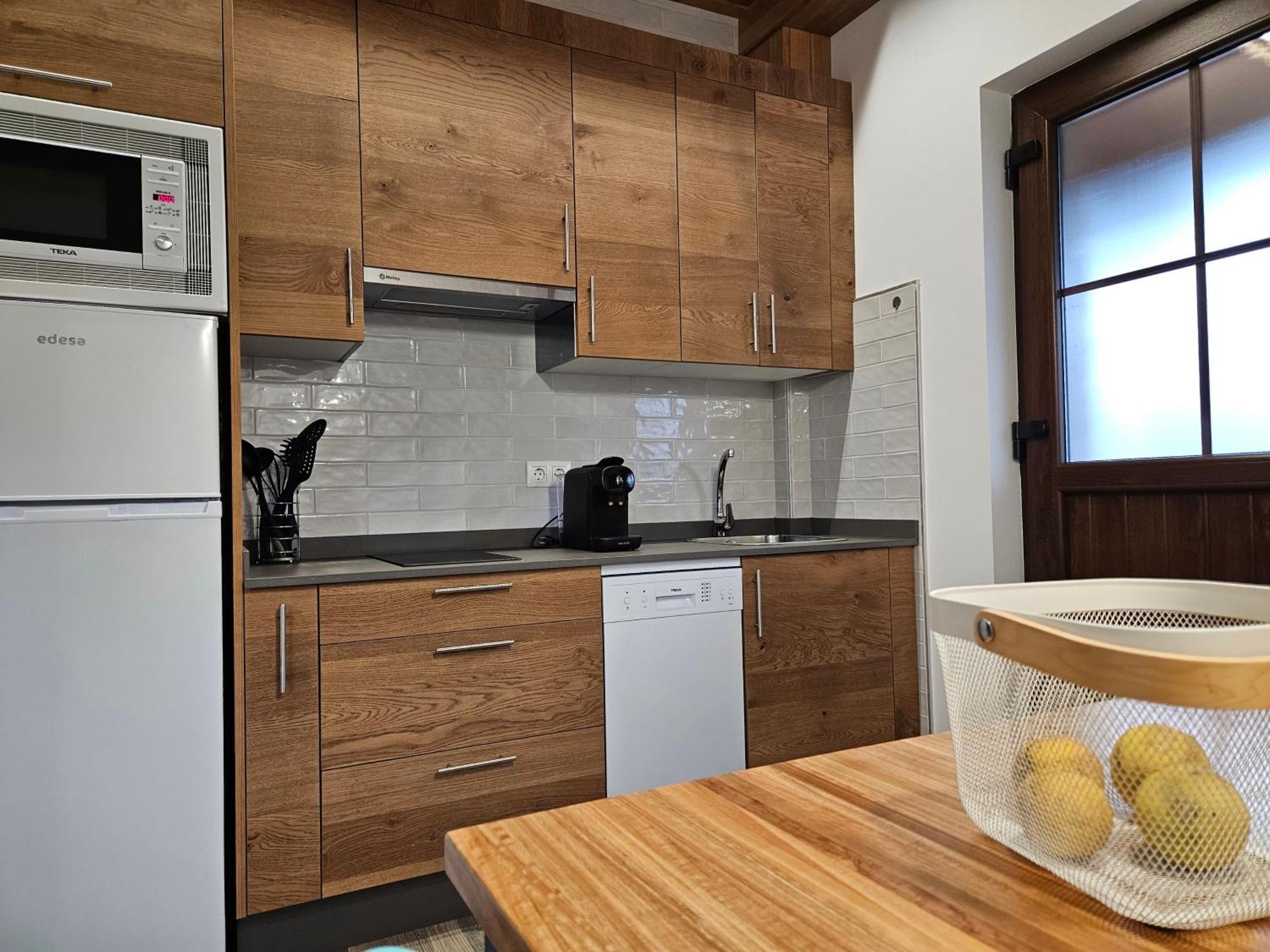 Apartamentos Rurales Lola Penarronda Кастропол Екстериор снимка