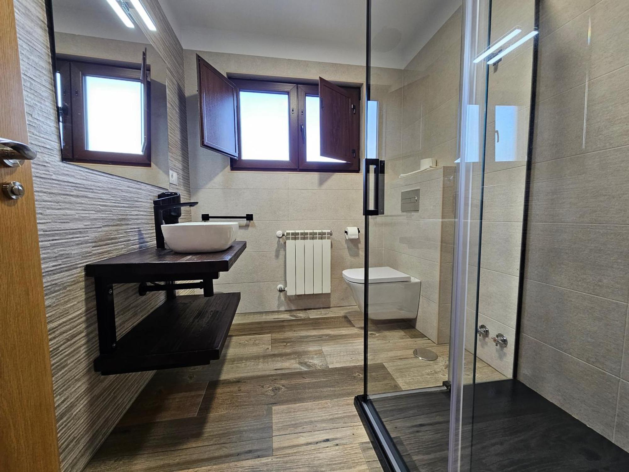 Apartamentos Rurales Lola Penarronda Кастропол Екстериор снимка